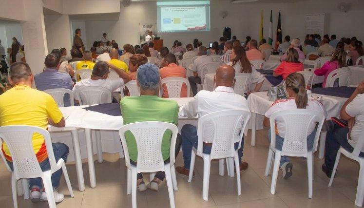 En Ocaña se suscribe un pacto educativo para generar entornos seguros de sana convivencia./ Foto: Cortesía