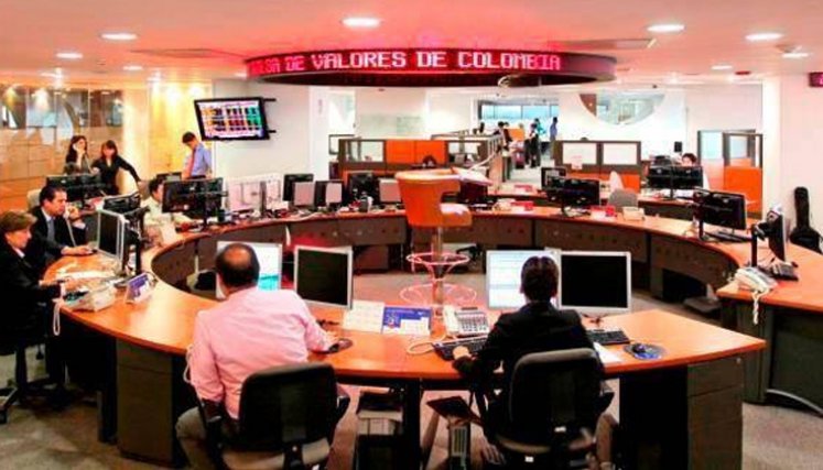 La ansiedad domina con la volatilidad del dólar, influenciada por eventos en México y los recortes de la Fed y el miedo se palpa ante los anuncios impredecibles del Gobierno Petro.