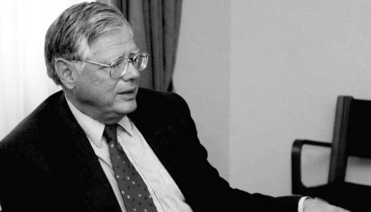 Falleció Miguel Urrutia Montoya, histórico economista y exgerente del Banco de la República
