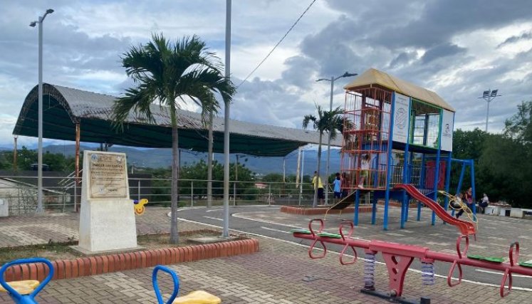 A mediados de 2018, en el barrio se construyó un parque. 