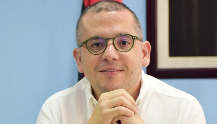 El dirigente de Cambio Radical asumirá en adelante la dirección ejecutiva de una fundación.