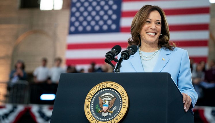 Kamala Harris consigue los votos para ser candidata 