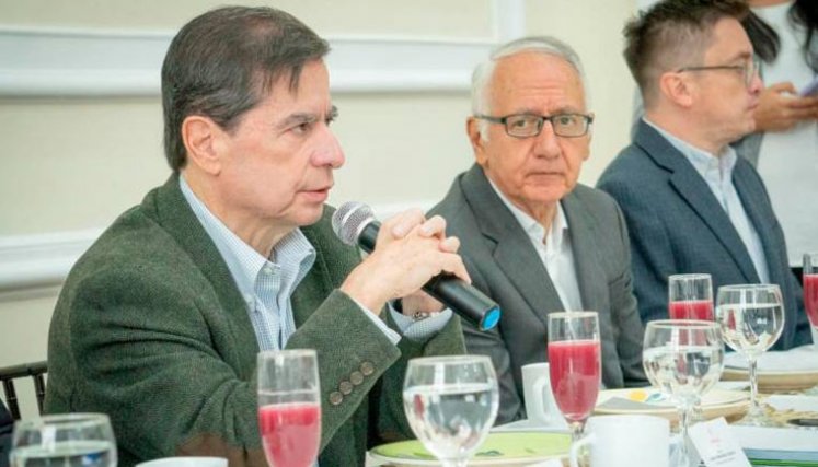 El jefe de la cartera política aseguró que, si bien el objetivo es radicar el proyecto el viernes, aún no hay nada definido: “vamos a ver si alcanzamos. Si no, sería a comienzos de la otra semana”, admitió.