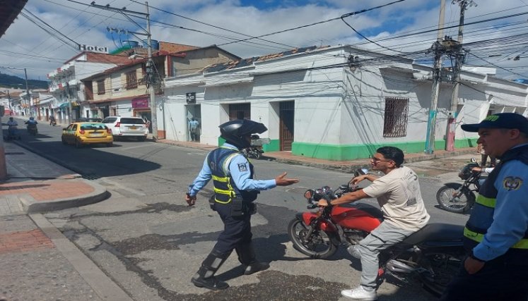En Ocaña se adoptan medidas para mejorar el tráfico vehicular en el centro de la ciudad. /Foto: Cortesía La Opinión