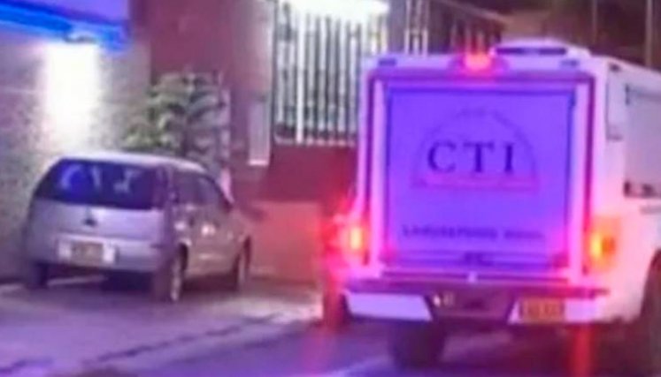 Ataque de Celos Policía