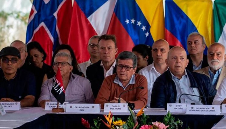 El comisionado admitió que la guerrilla está “matando la mesa”. Negociadores confían en que se superará la crisis.