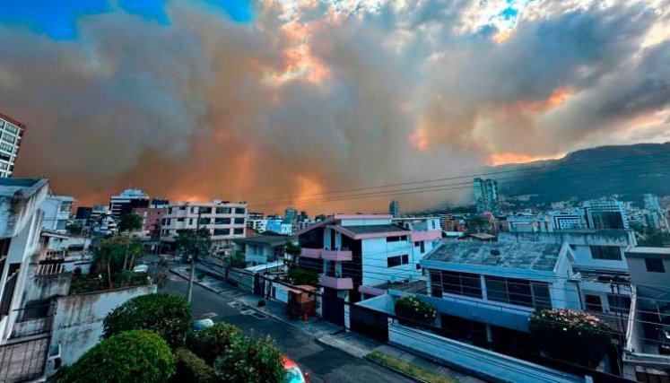 Incendio en Quito, Ecuador 