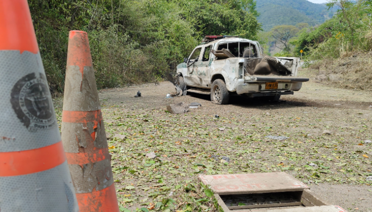 El atentado se presentó en el sector Puente Gómez en la vía Santiago-Salazar.