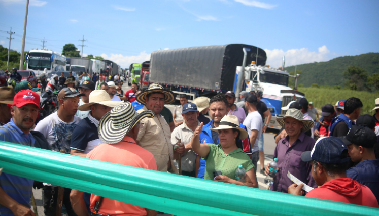 Así transcurrió el primer día de paro campesino.