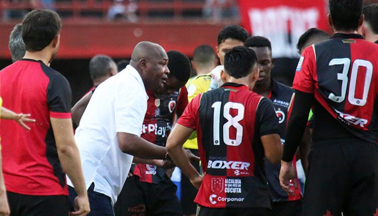 Bernardo Redín, director técnico del Cúcuta. 