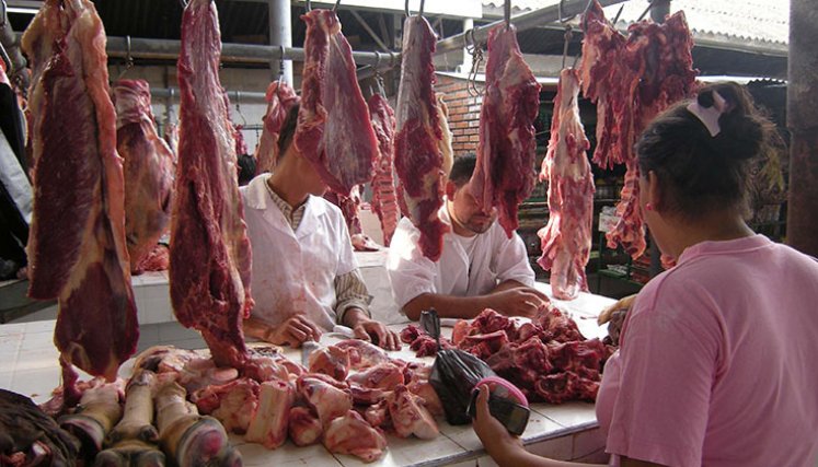 El precio del kilo de res para el productor, que en el último año se ha mantenido en el mismo nivel, no le favorece./ Foto Achivo