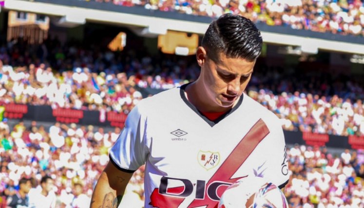 El colombiano tiene perdida la temporada con técnico español.
