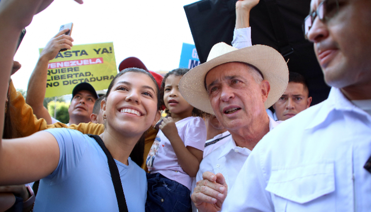 Así fue la concentración en favor de Venezuela, liderada por el expresidenteÁlvaro Uribe. 