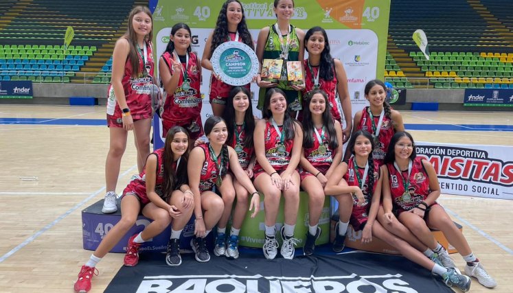 Baqueros avanzó como primero de la fase de grupos superando a todos sus contrincantes.