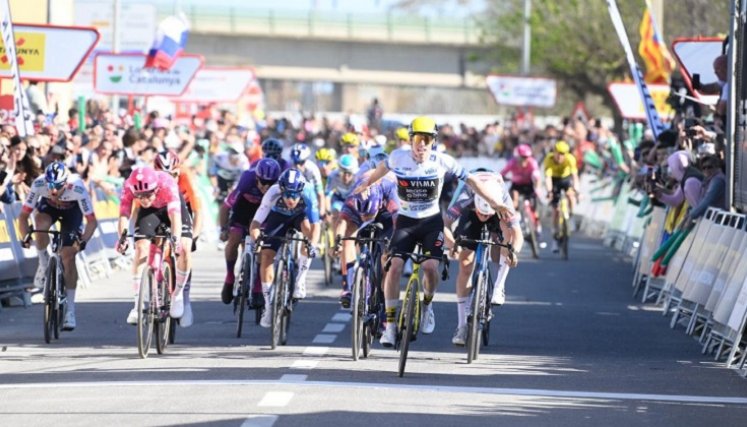 El británico Matthew Brennan ganó la quinta etapa.