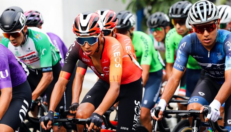 Egan Bernal reaparecerá, luego de recuperarse de una lesión de clavícula.