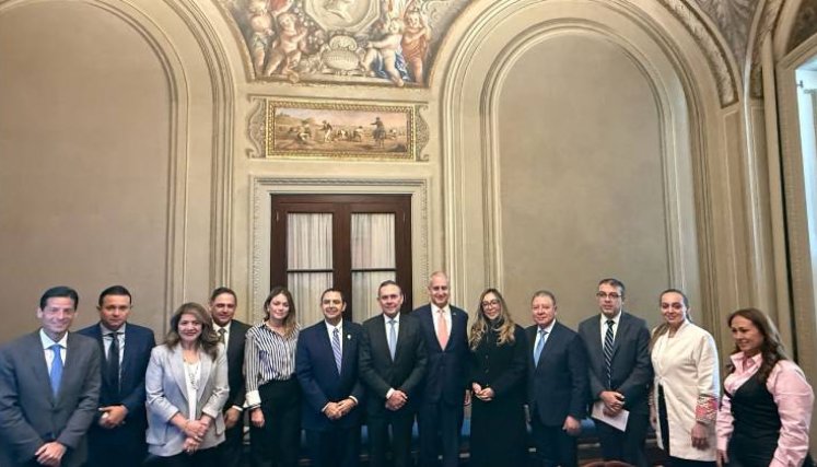Un grupo de congresistas de la oposición estuvo de gira en Washington, donde denunció las presiones que han venido recibiendo./Foto cortesía 