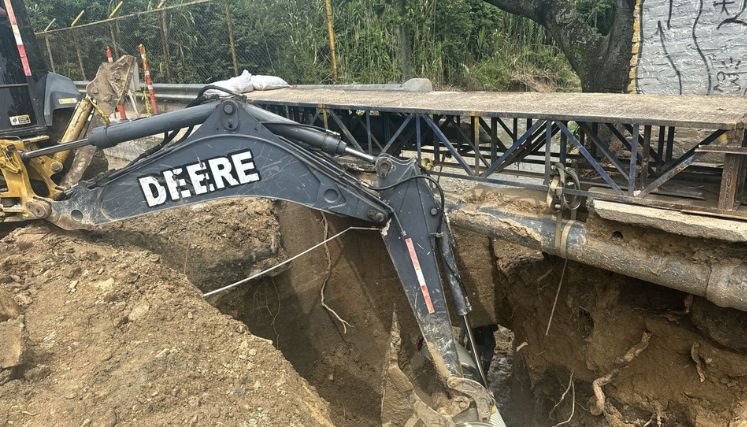 Es imperioso el arreglo de la estructura metálica para facilitar la movilidad por el anillo vial.