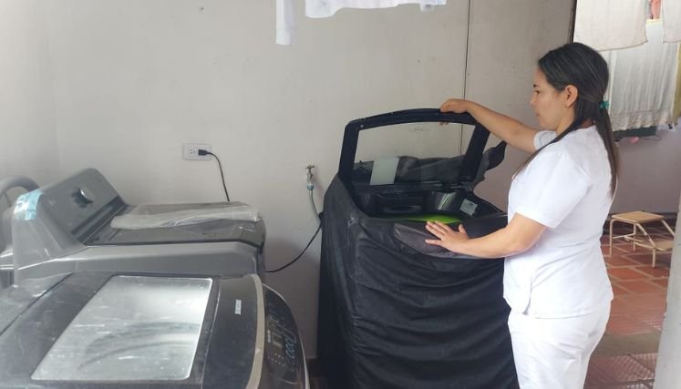 Paneles solares para ahorrar energía en el hogar de adultos mayores en Ocaña