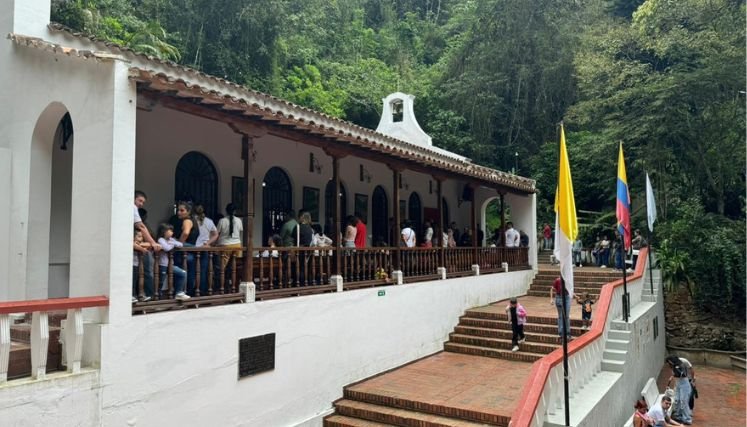 El santuario Agua de la Virgen es un destino turístico imperdible para propios y visitantes.