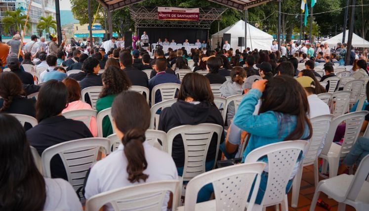 Jornada de trabajo digno y decente para El Catatumbo con ministros a bordo.