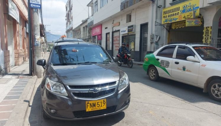 En Ocaña se adoptan nuevas medidas para controlar el caos vehicular y la contaminación ambiental.