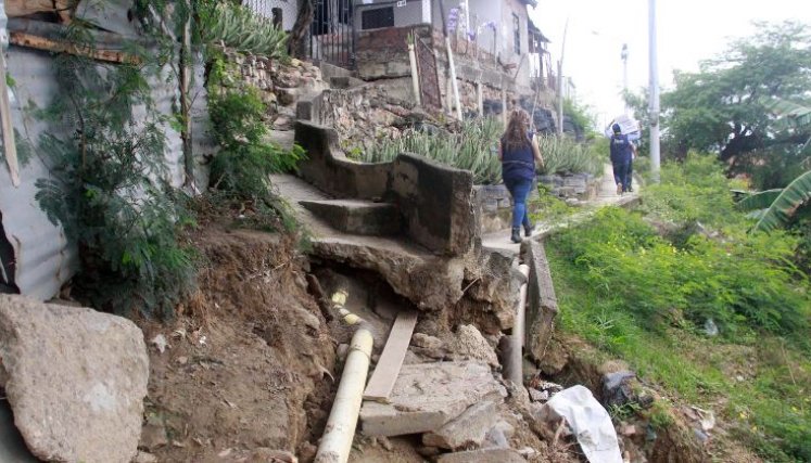 SEVILLA-DESLIZAMIENTO