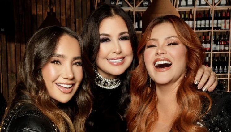 Paola Jara, Arelys Henao y Francy revolucionan el despecho con ‘Entre Tres’.