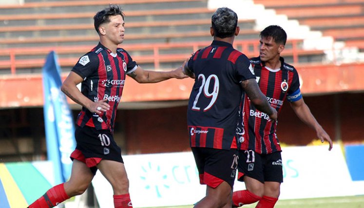 Cristian Álvarez, Lucas Ríos y Mauricio Duarte. 