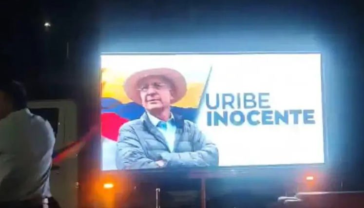 caravana-Uribe