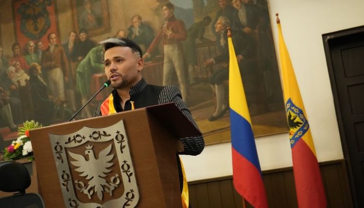 Ciro Quiñonez, orgullo cucuteño, condecorado en el Concejo de Bogotá.