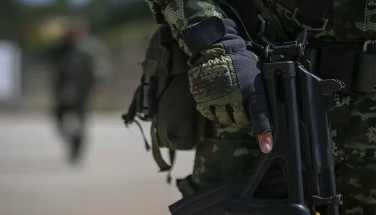 ELN-Y-frente-33