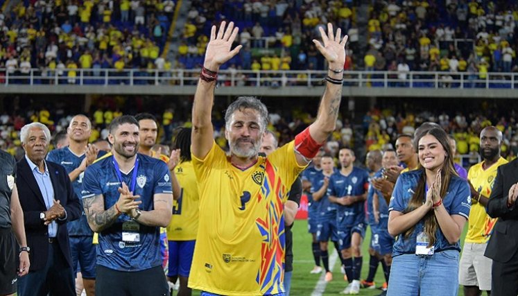 El defensor vallecaucano de la selección Mario Alberto Yepes, disfrutó de su partido de despedida, encuentro que se jugó en el estadio Pascual Guerrero de Cali.