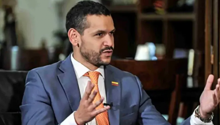  Daniel Palacios