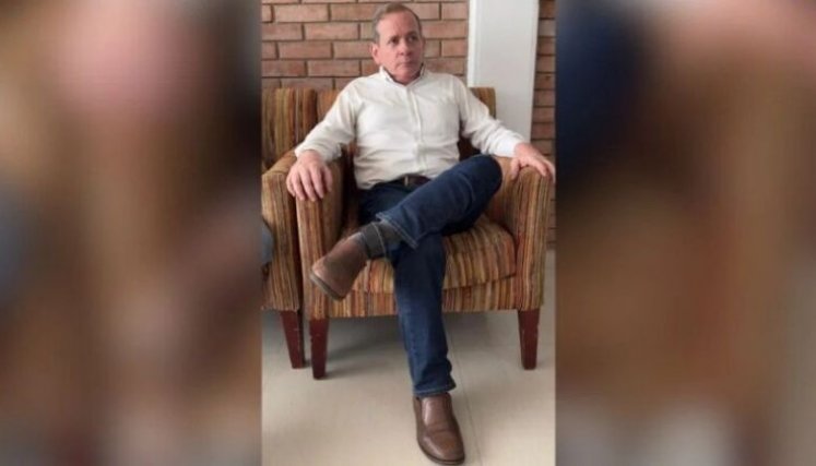 Grillete electrónico y silenciado: Así cumple Juan Pablo Guanipa su arresto domiciliario
