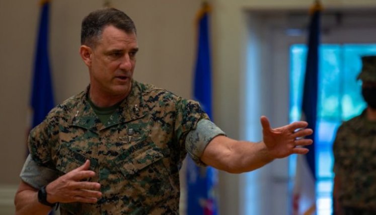 Jefe del Comando Sur anuncia regreso a Venezuela para impulsar plan de tres fases de Trump