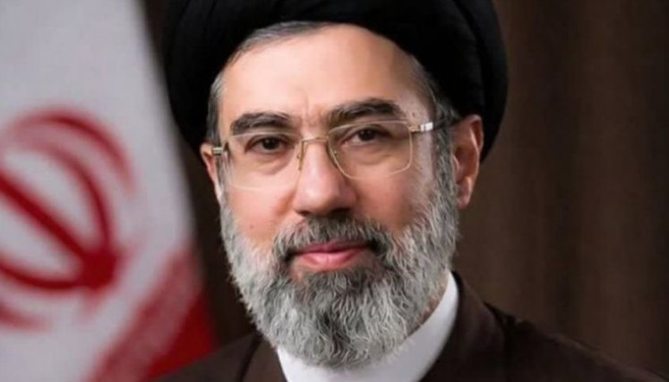 JAMENEI PROMETE VENGAR LA SANGRE DE LOS MÁRTIRES ANTE OFENSIVA DE EEUU E ISRAEL