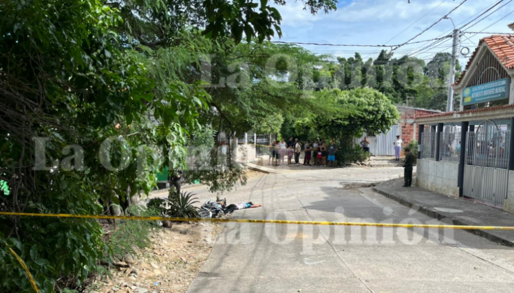Ataque a bala Villa del Rosario.