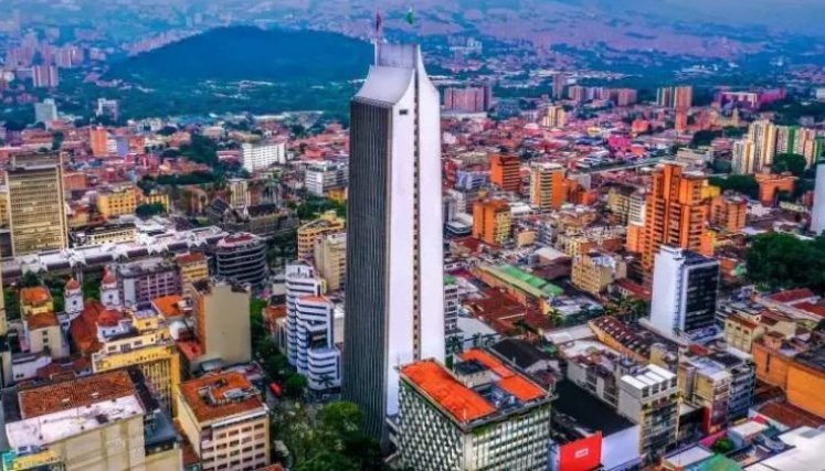 Hallaron muerto a un egipcio en la habitación de un hotel en Medellín