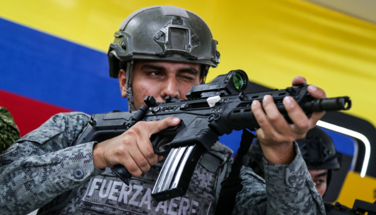 Fusil Jaguar, FF.MM