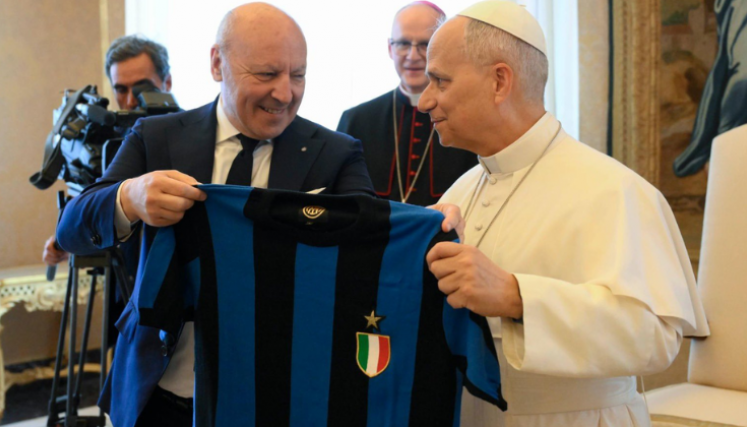 Papa con el Inter Milan