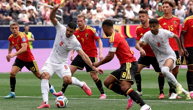 La selección de Irán le raspó un punto a Bélgica en la segunda fecha del Grupo G y dejaron la clasificación para la ultima fecha.