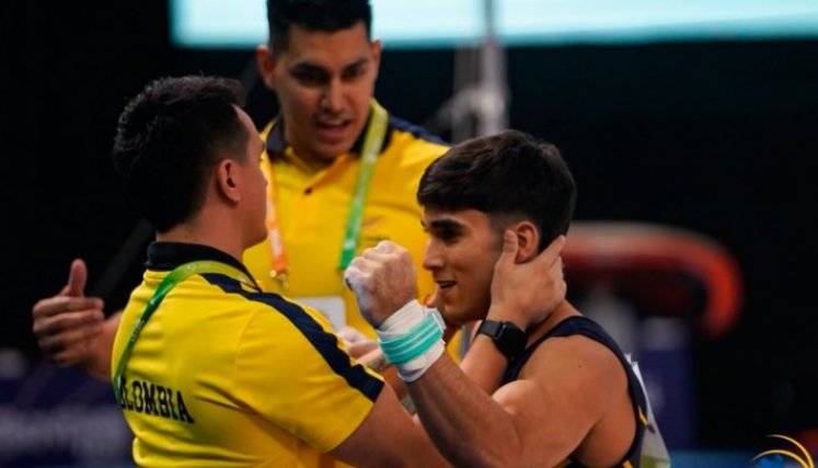 Camilo Vera, Jossimar Calvo y Jhonny Muñoz.
