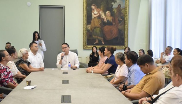 Las familias beneficiadas con los títulos pertenecen a barrios de las distintas comunas de la ciudad