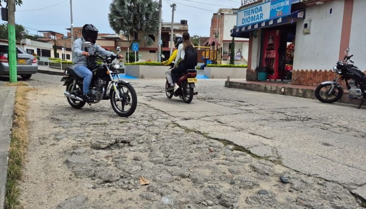 Comunidad del barrio Sesquicentenario quiere ser escuchados por los gobernantes de turno.