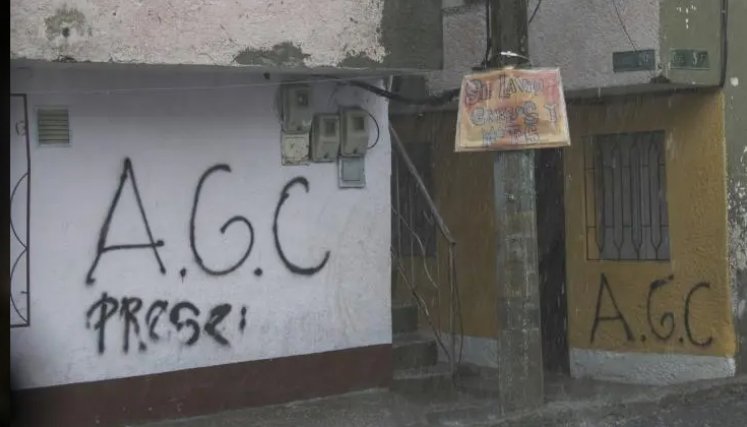 Periodista en Antioquia es intimidado por un grupo armado ilegal: gremio y organizaciones exigen respeto a la prensa