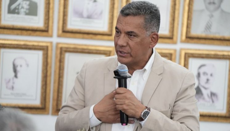 GENERAL MORA. MINISTRO DE DEFENSA / CORTESÍA 
