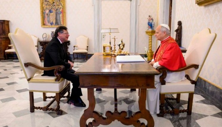 Presidente Petro y el papa León XIV