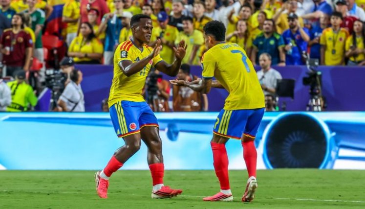 La Selección Colombia, al término del primer tiempo,  gana 1-0 en Kansas