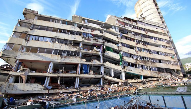 La capital venezolana sufrió graves afectaciones en edificios importantes. 
